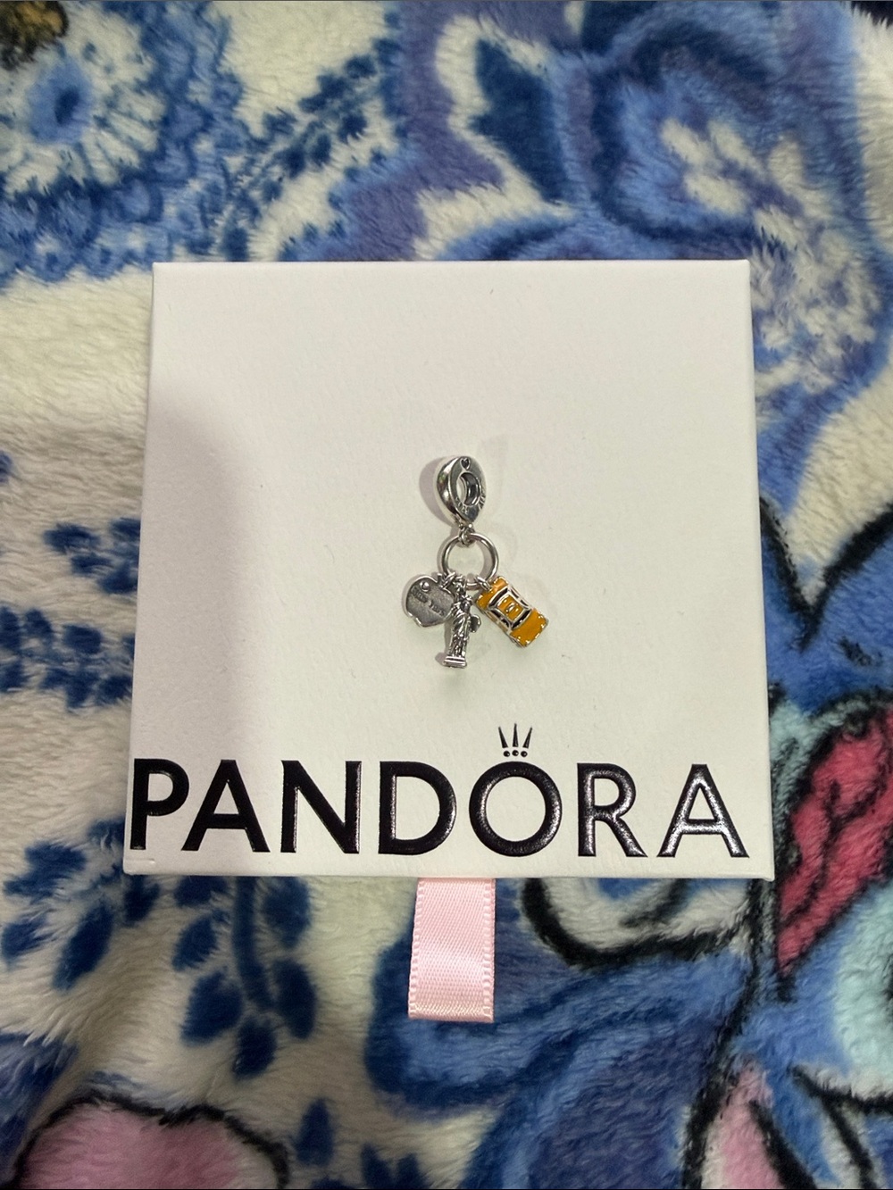 Pandora Authentic Symbols of New York Charm